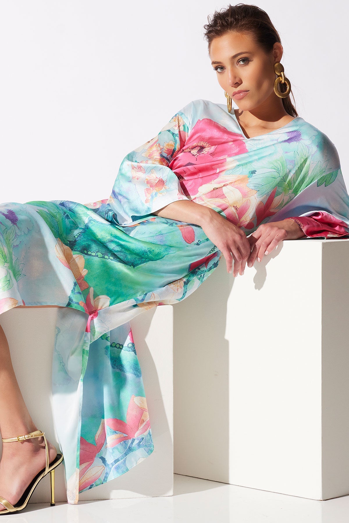 Floral Garden Caftan Blue Multi Natori