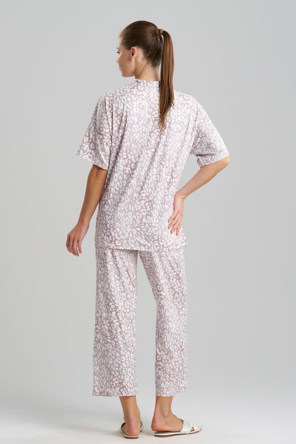 Misty Leopard Cozy Knit PJ Velvet Mink Natori