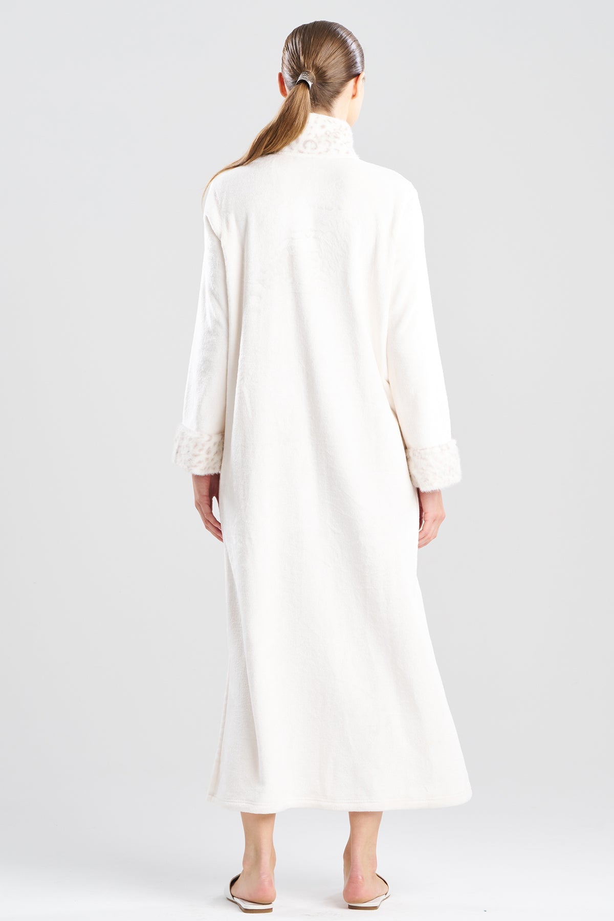 Buy Plush Lynx Mandarin Zip Lounger in Zen White Online Zen White Natori