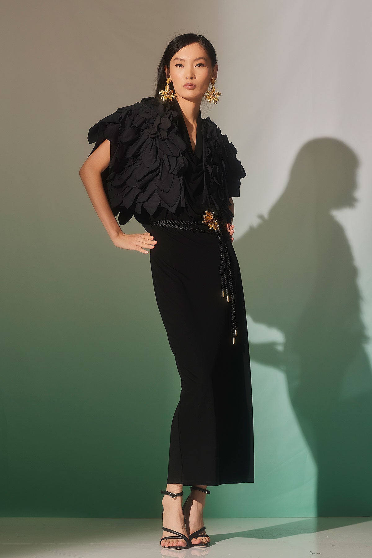 Tech Cotton Taffeta Embroidered Floral Bolero Black Natori