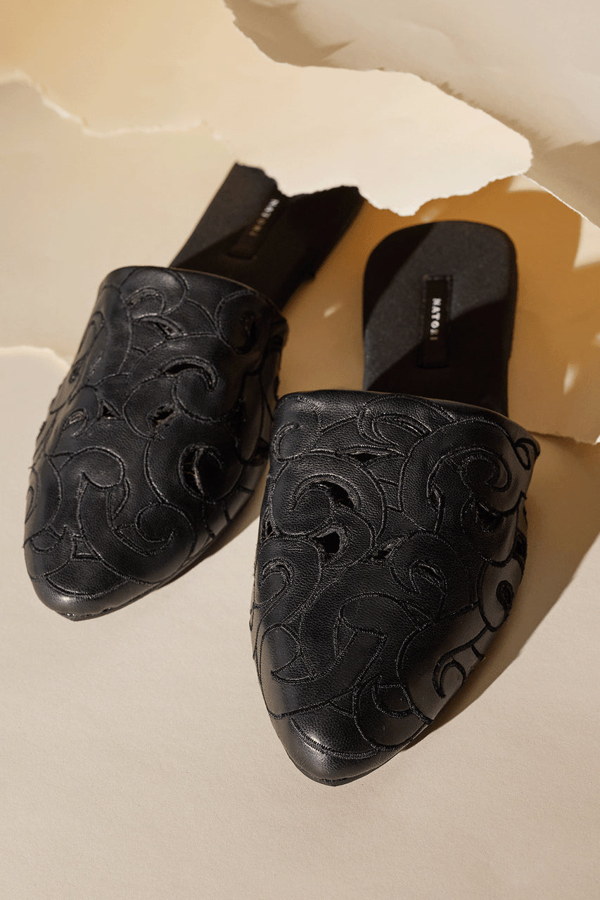 Buy Vegan Luxe Lambskin Slide in Black Online Black Natori