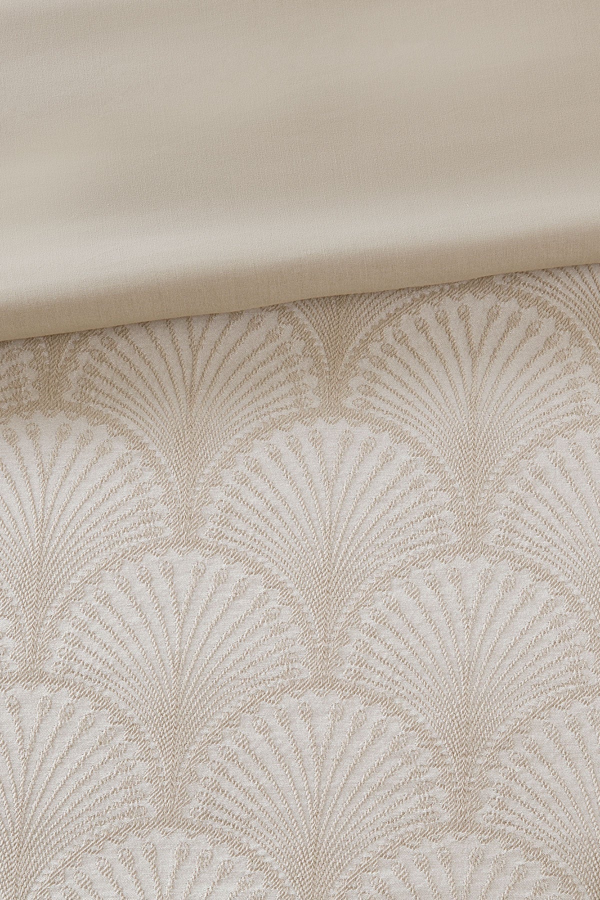Ogee Fan Jacquard 3 Piece Comforter Mini Set Beige Natori