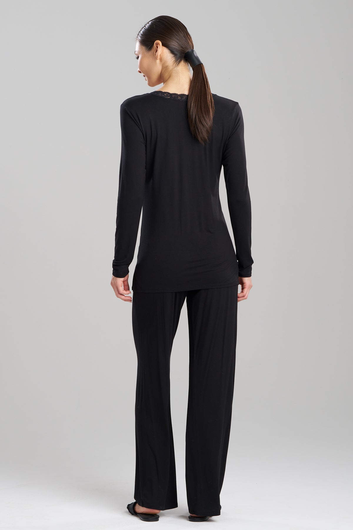Feathers Essentials Lenzing™ Ecovero™ Viscose Long Sleeve Lace PJ Black Natori