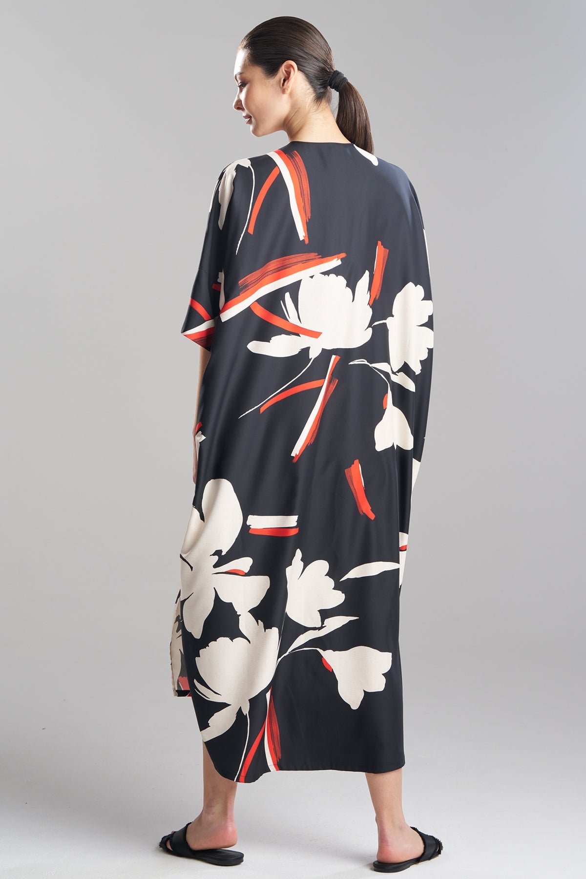 Kami Caftan Black Natori