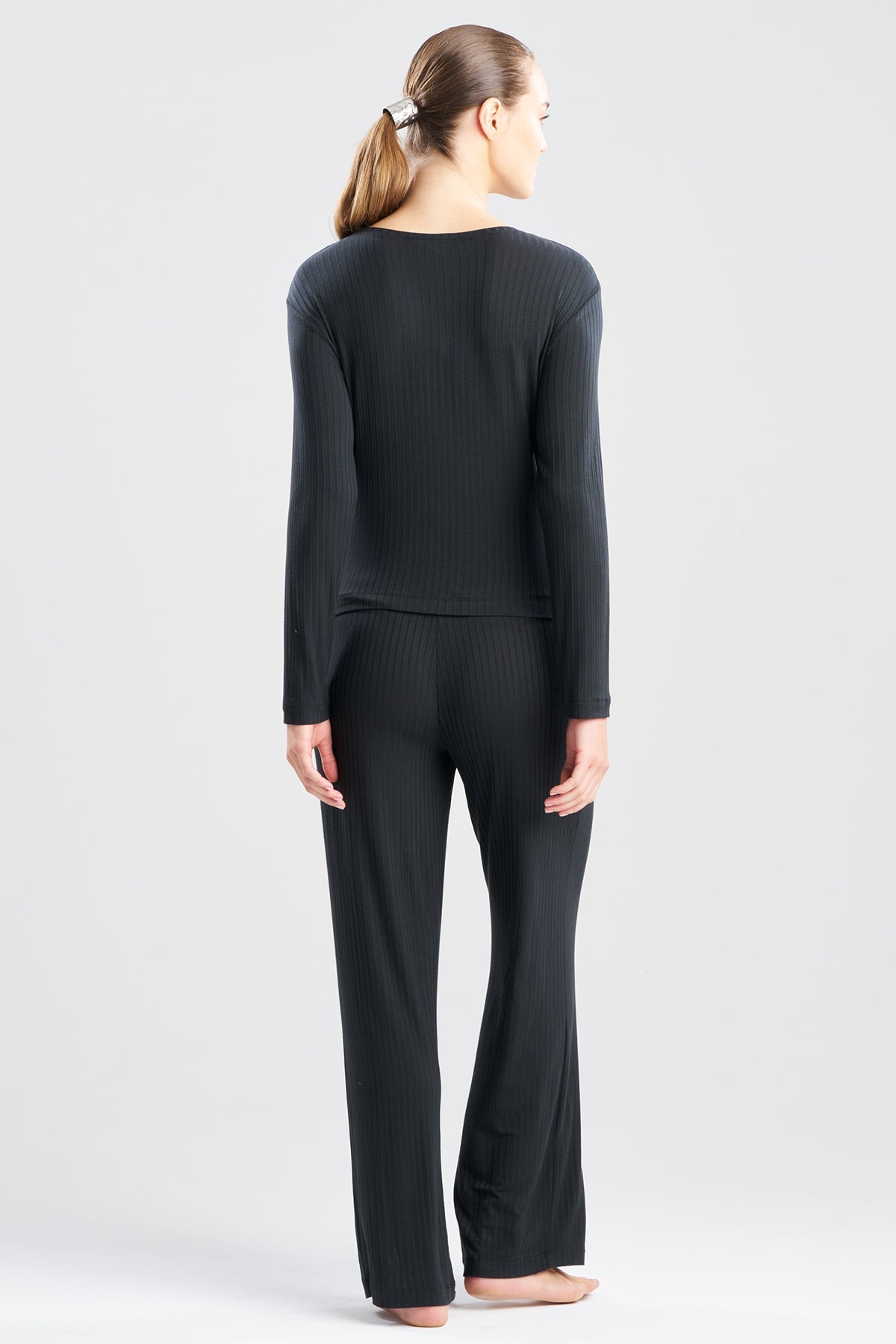 Skye Rib Ease Long Sleeve Top Black Natori