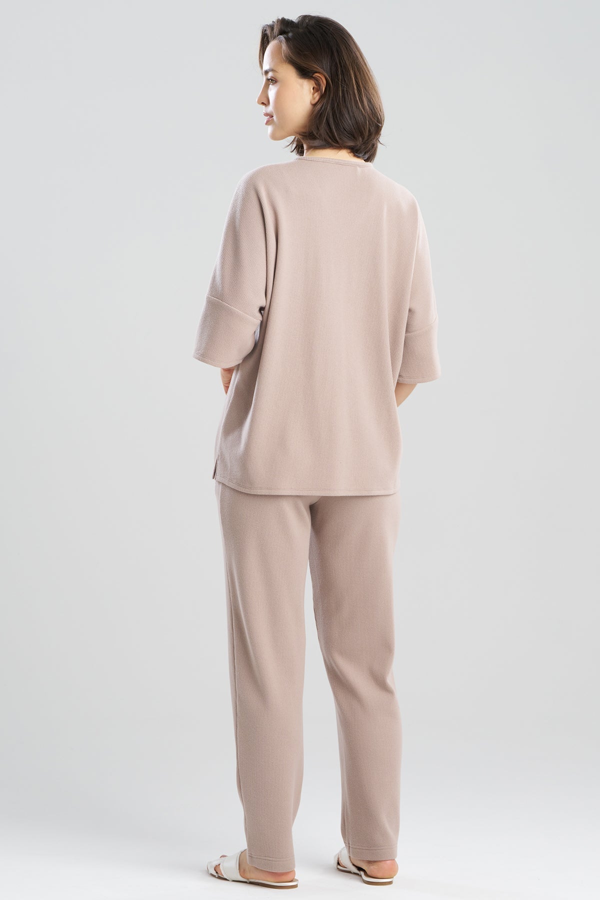 Tranquility Waffle V-Neck Top Mink Natori