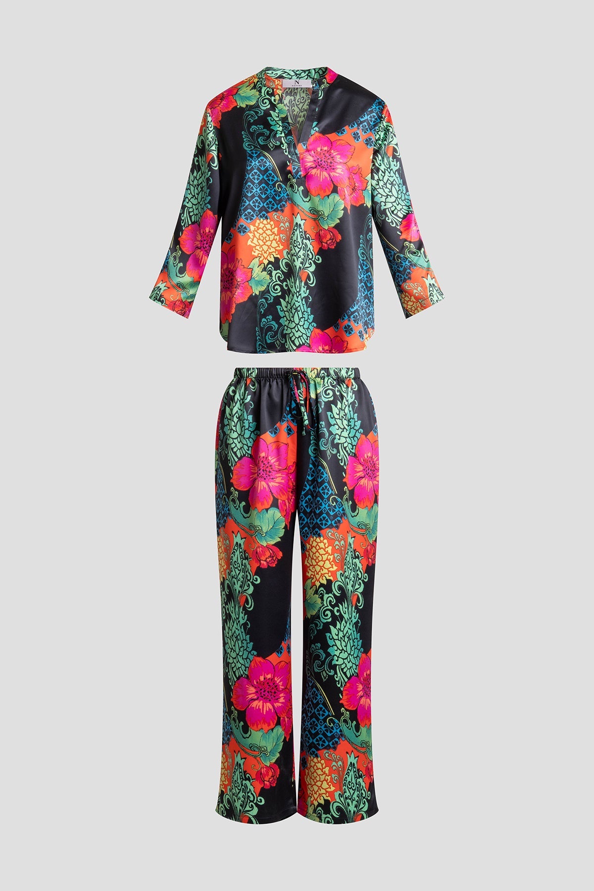 Harvest Printed Satin Mandarin PJ Set Harvest Black Natori