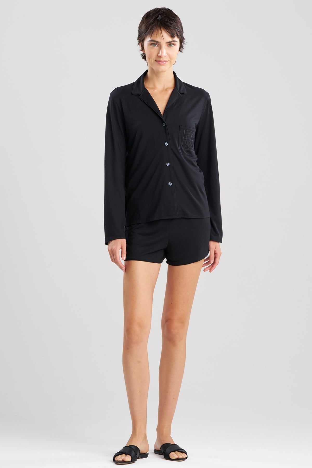 Shangri-La Embroidered TENCEL™ Notch Shorts PJ Black Natori