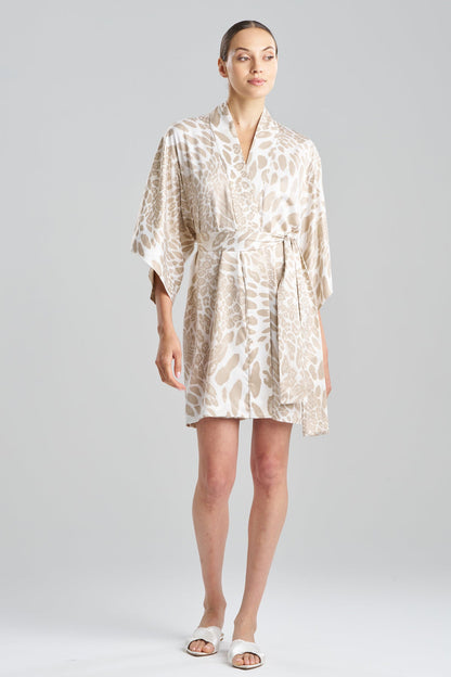 Luxe Leopard Wrap Sand Taupe Natori