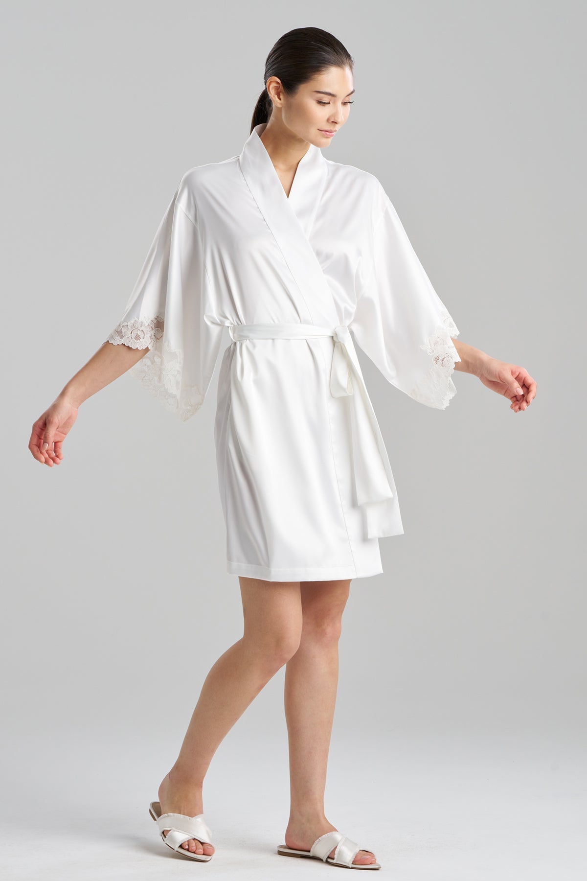 Peony Glamour Wrap Warm White Natori