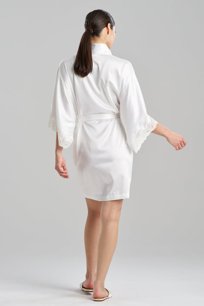 Peony Glamour Wrap Warm White Natori