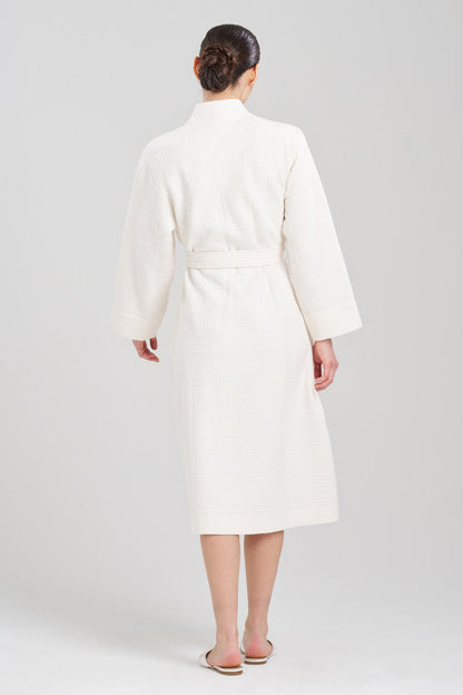 Buy Quilted Infinity Jacquard Robe in Cream Online Cream Natori