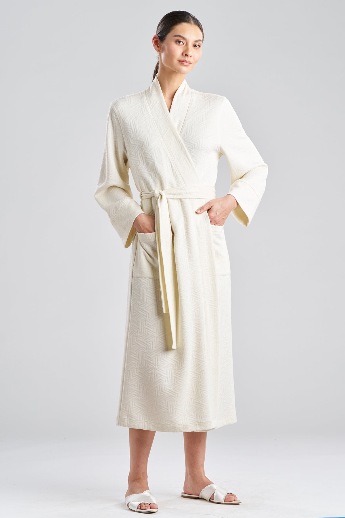 Quilted Geo Knit Jacquard Robe White Opal Natori