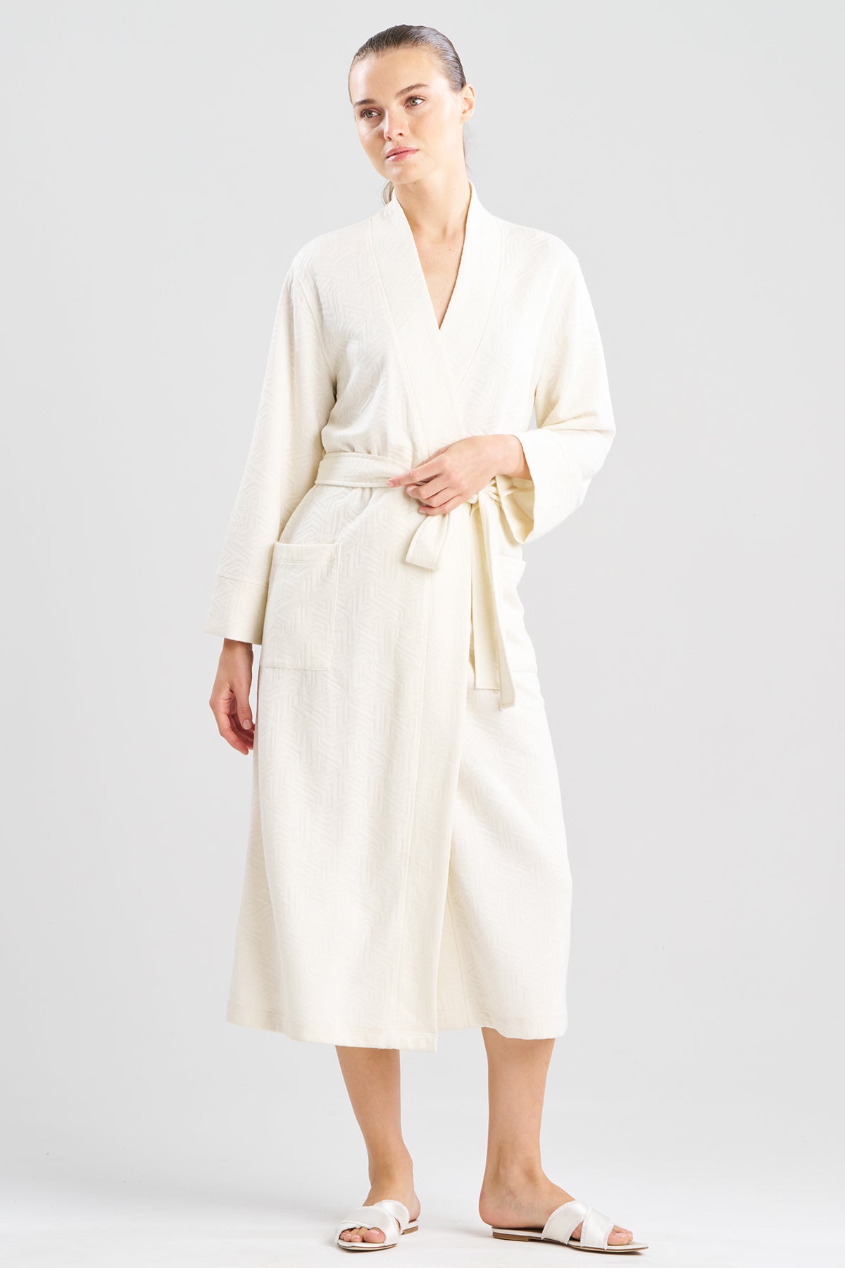 Quilted Geo Knit Jacquard Robe White Opal Natori