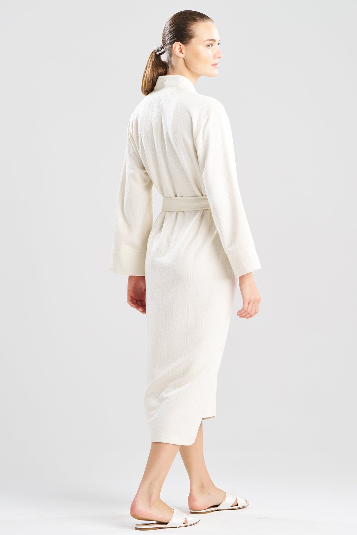 Quilted Geo Knit Jacquard Robe White Opal Natori