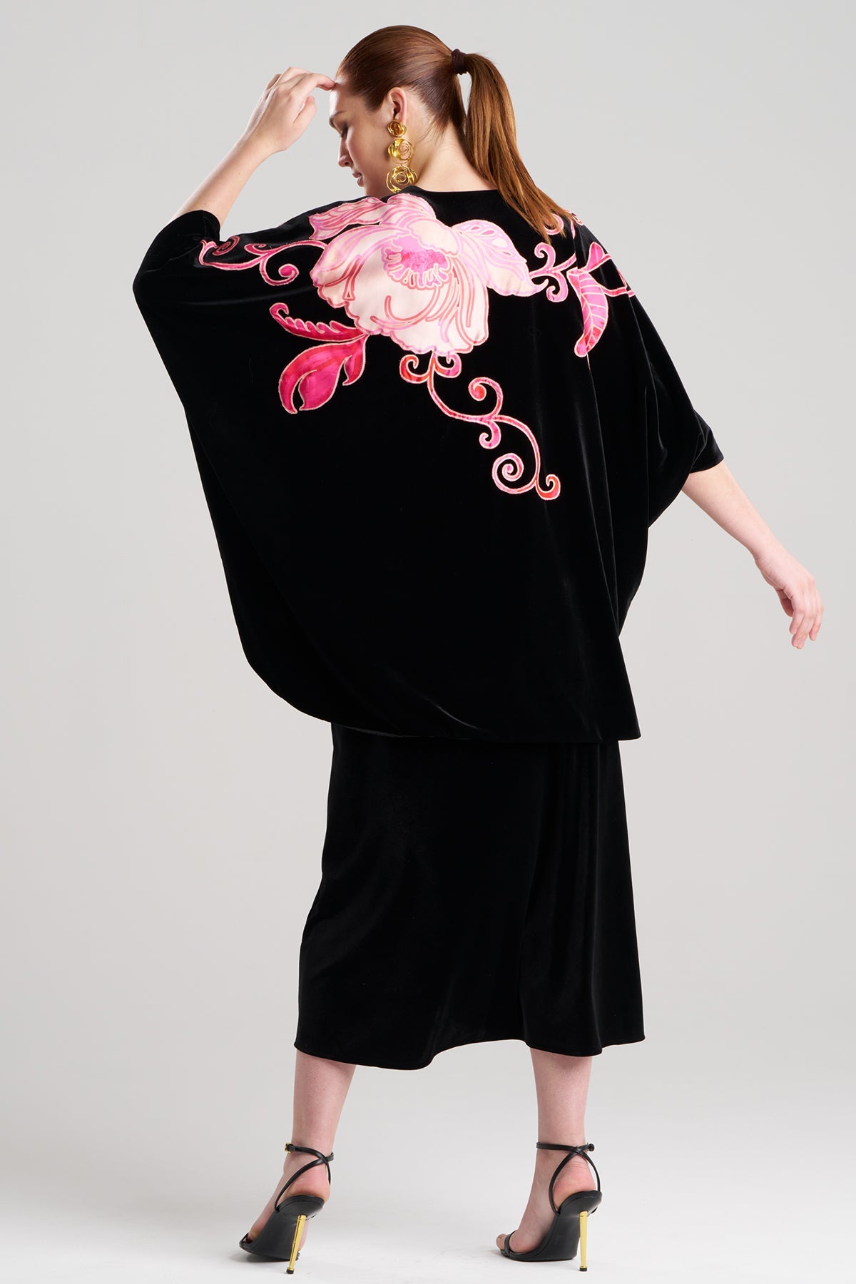 Natalie Velvet Appliqued Cocoon Cardigan Black Natori