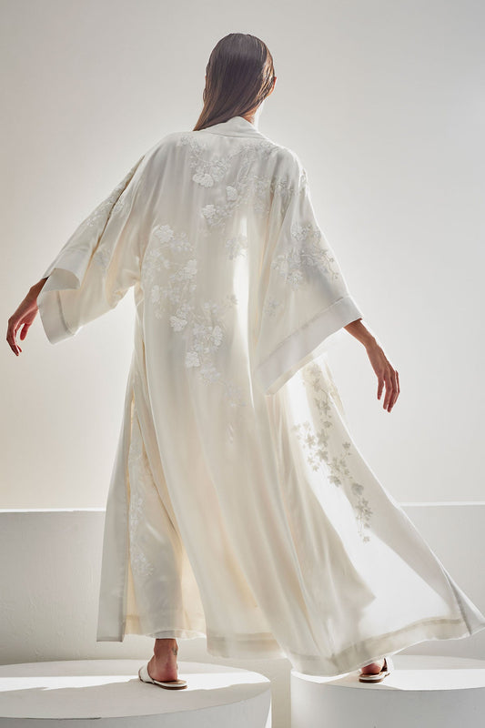 Couture Sakura Embroidered Silk Robe Warm White Natori