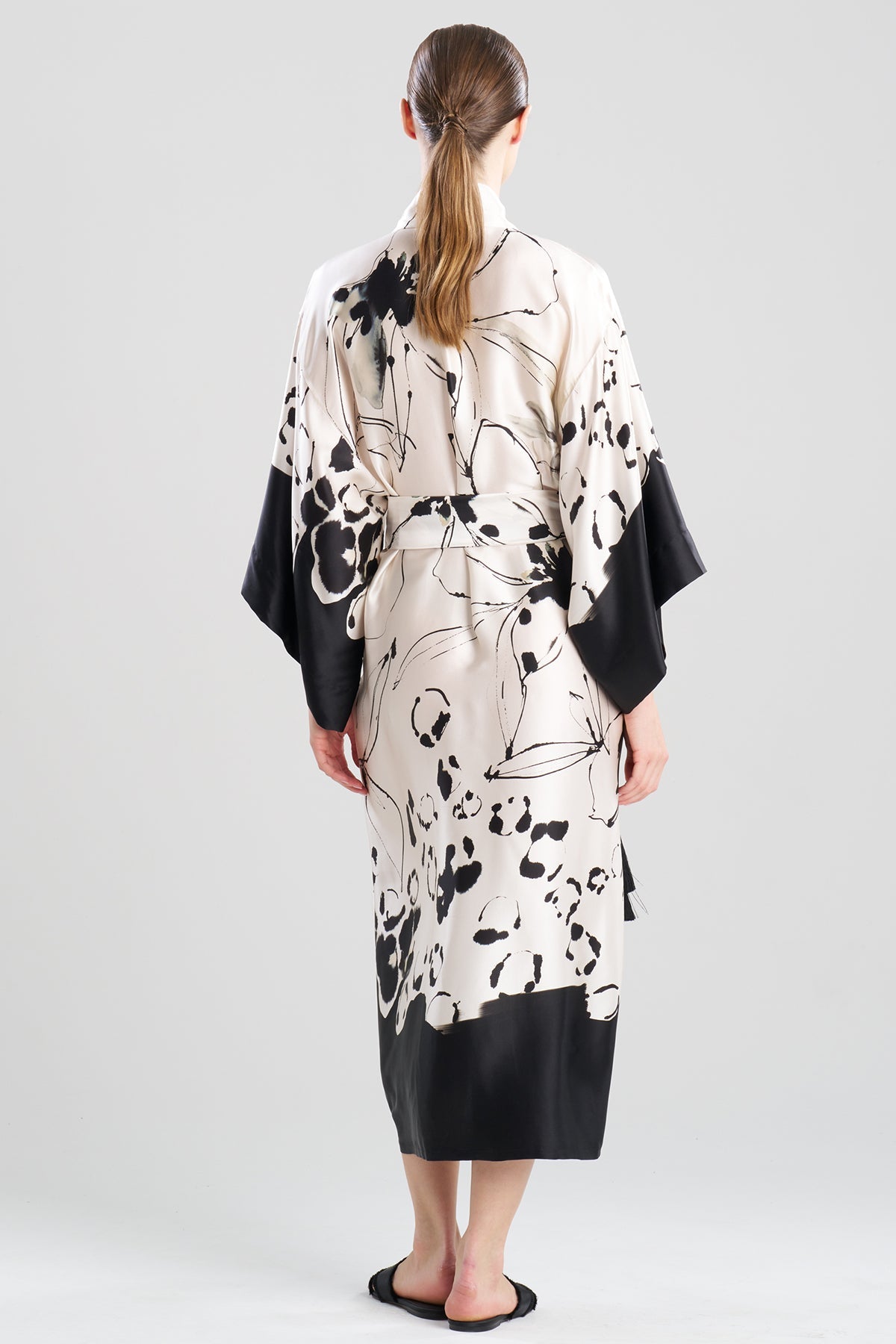 Yumi Silk Robe Warm White Natori