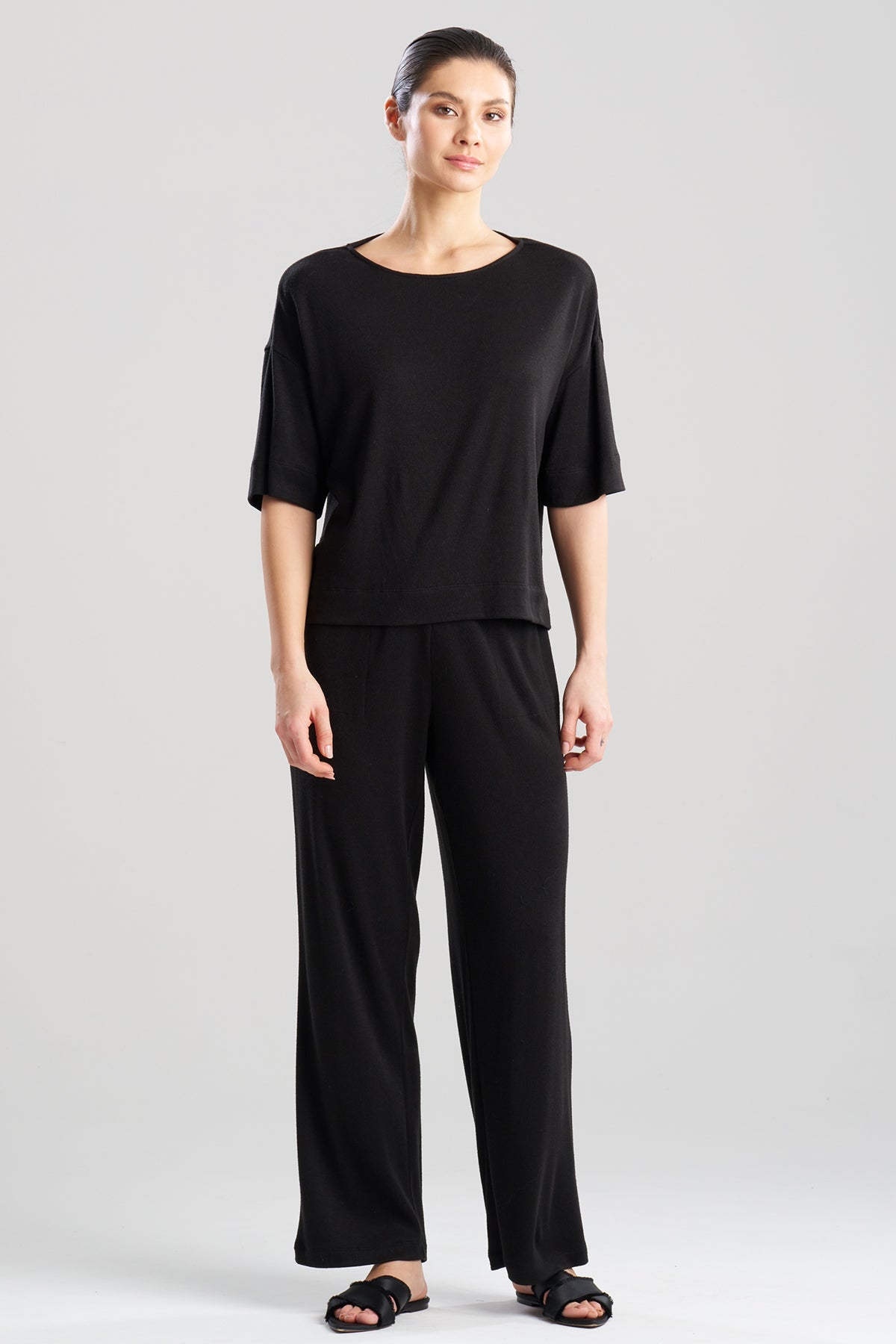 Suki Wedge Top Black Natori