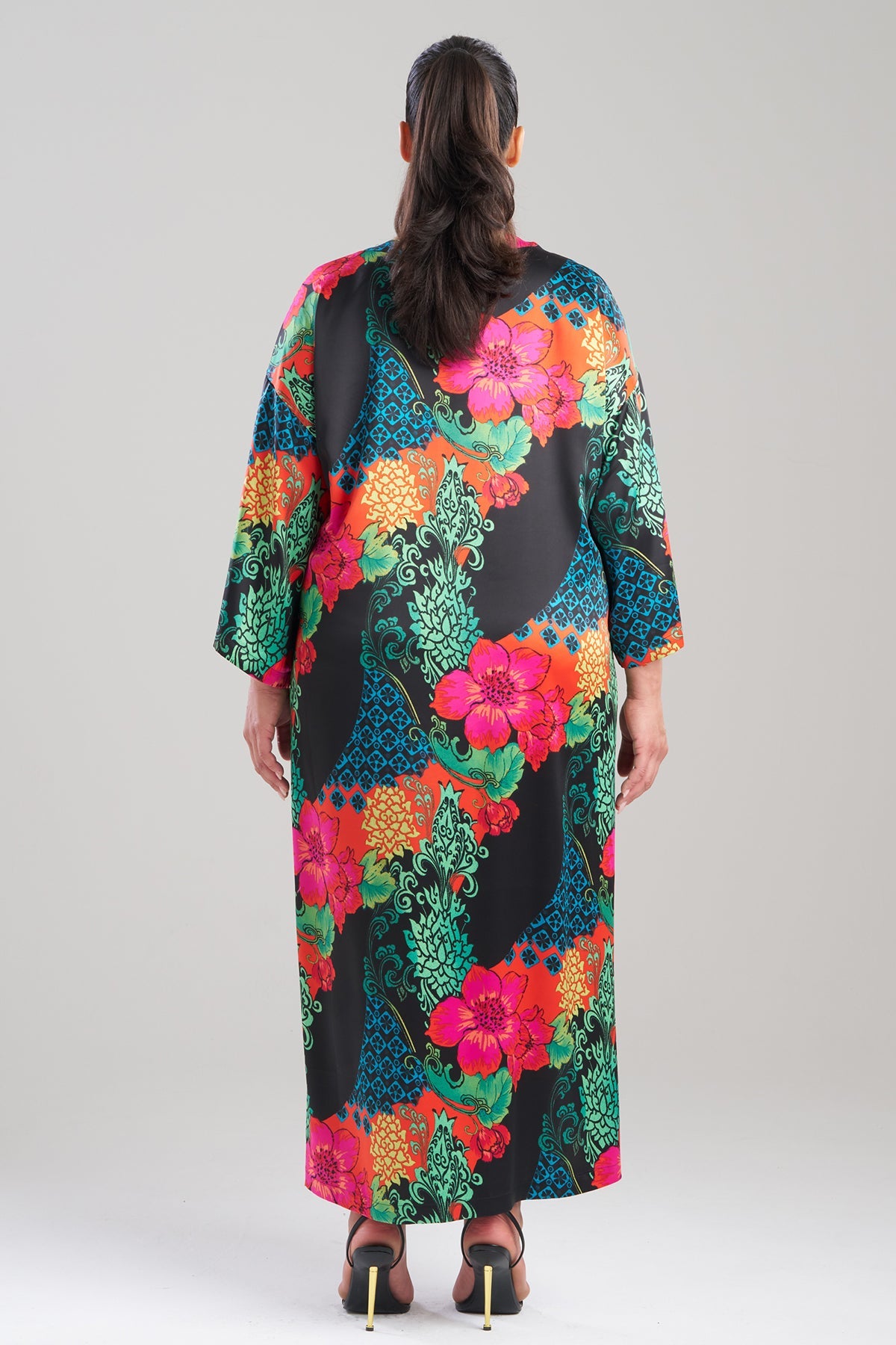 Harvest Printed Satin Slim Caftan Harvest Black Natori