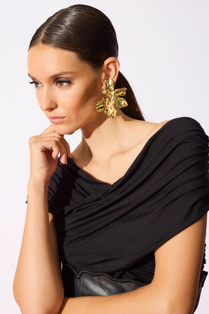 Feather Lightweight Knit Criss Cross Top Black Natori
