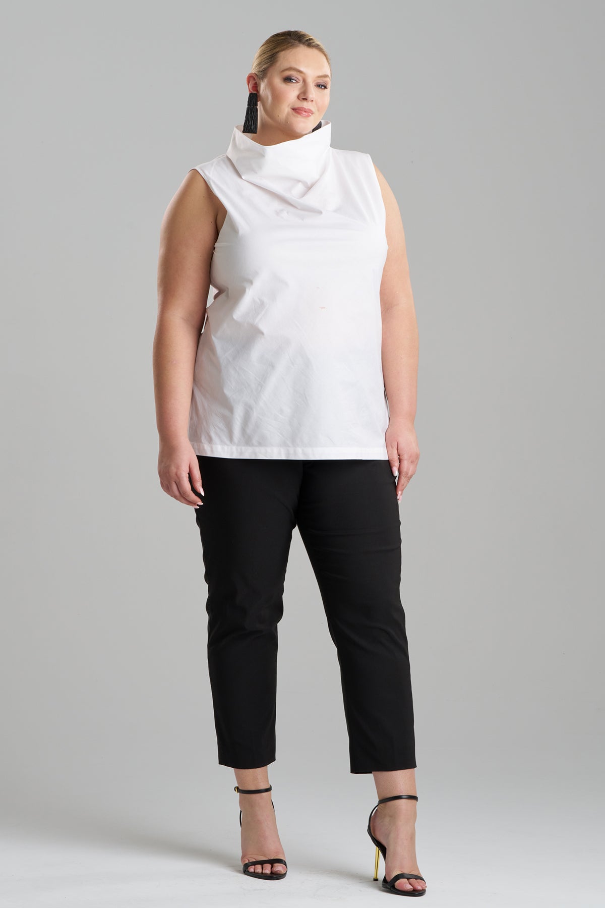 Cotton Poplin Funnel Neck Top White Natori