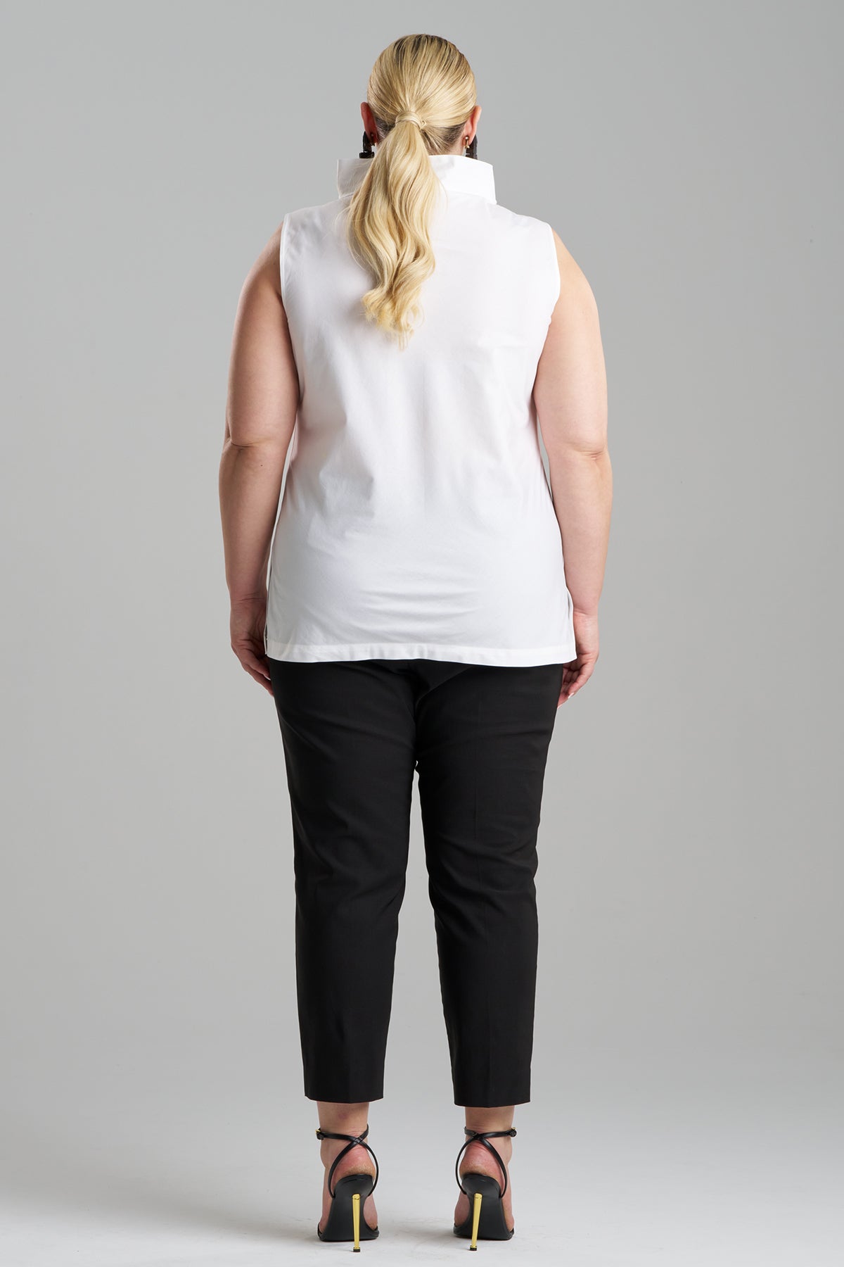 Cotton Poplin Funnel Neck Top White Natori