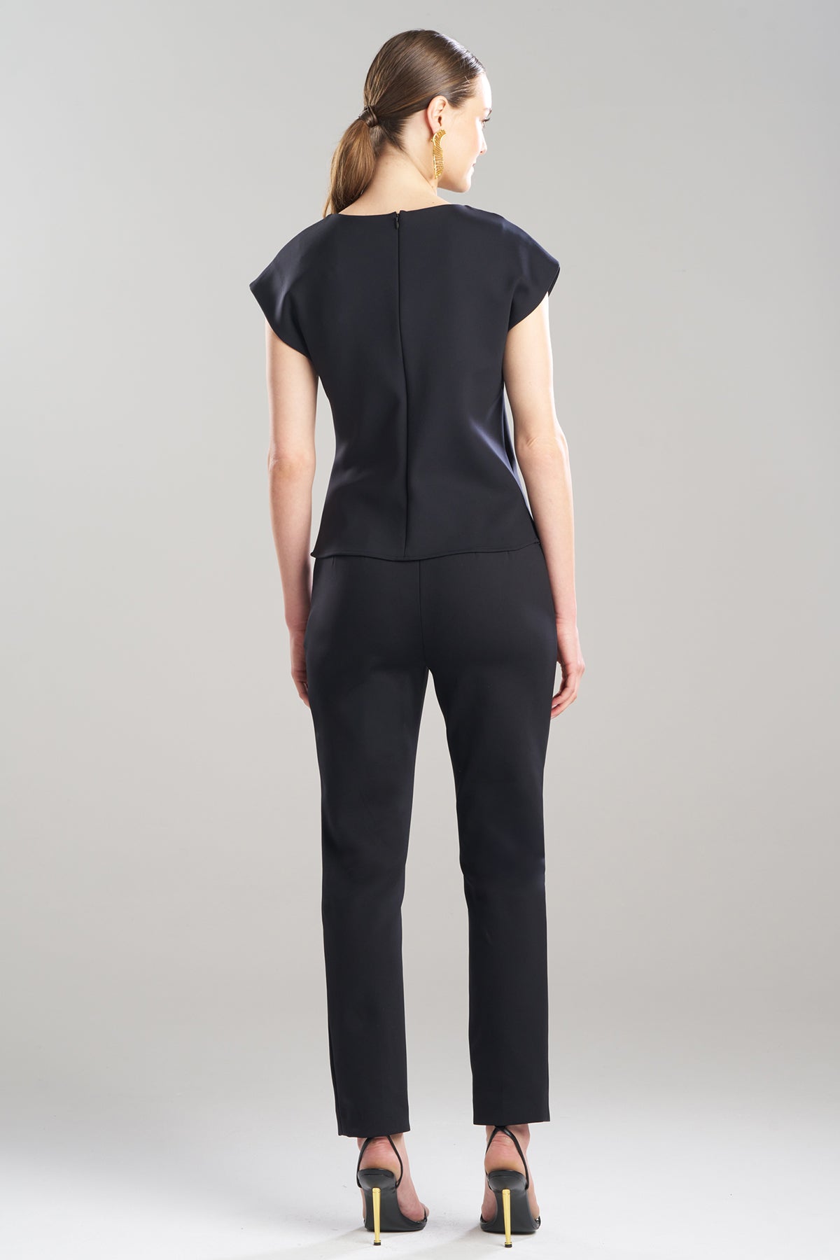 Techno Crepe Drape Neck Top Black Natori