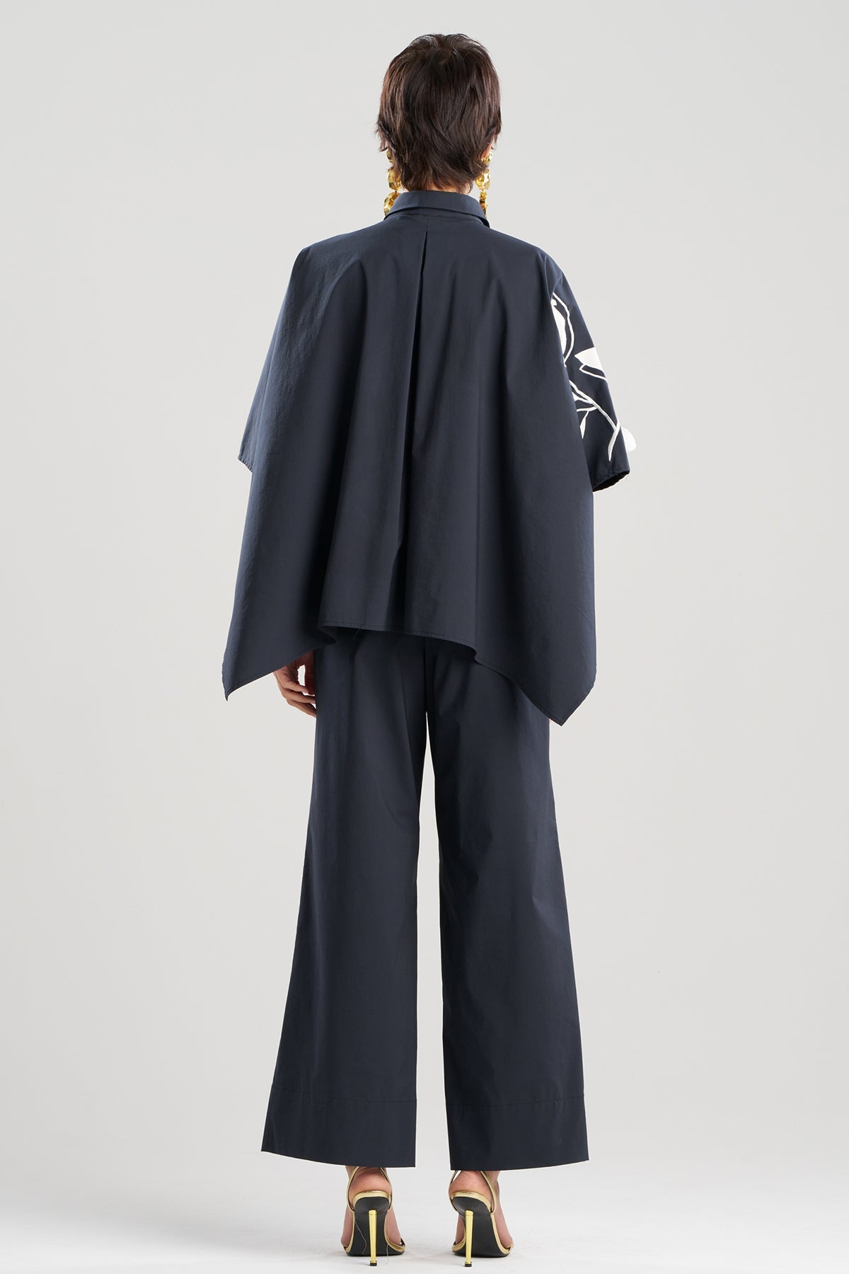 Tech Cotton Taffeta Embroidered Button Down Caftan Shirt Black Natori
