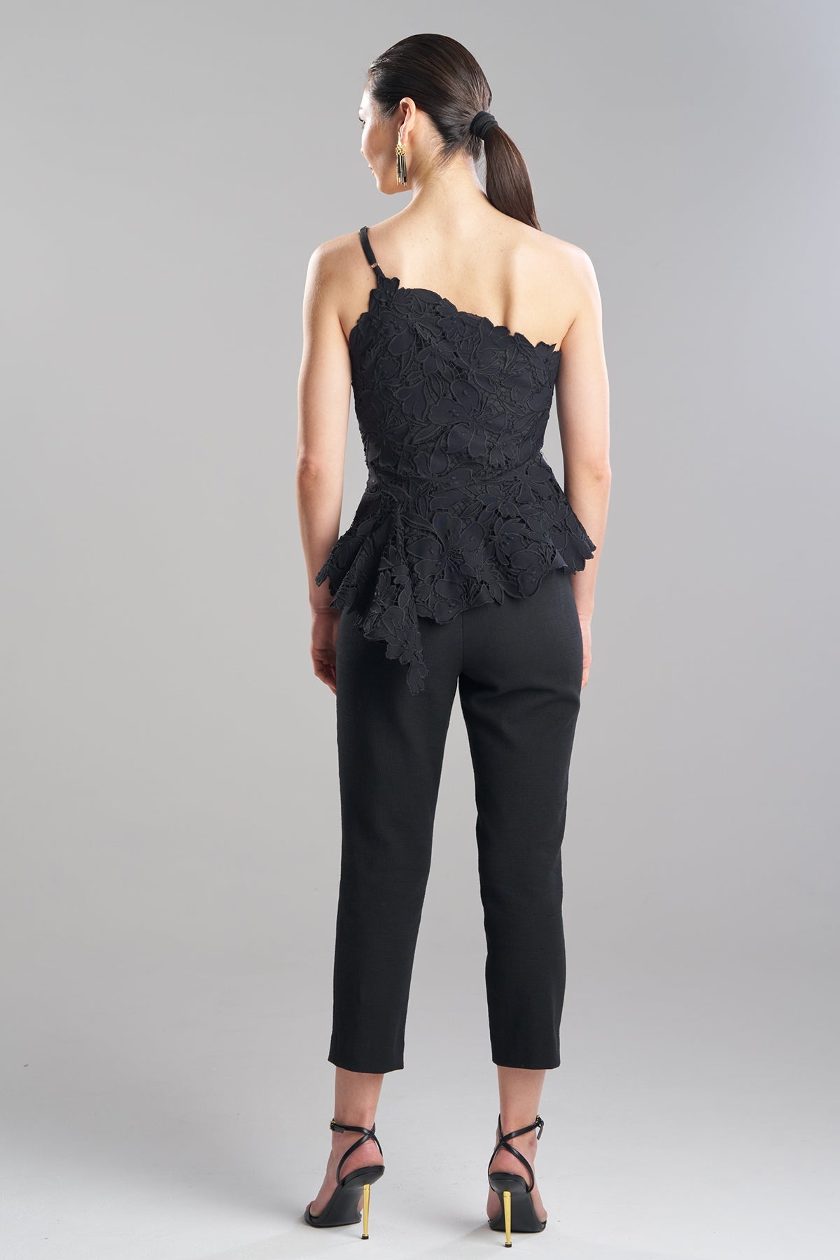 Peony Floral Lace Asymmetric Halter Top Black Natori