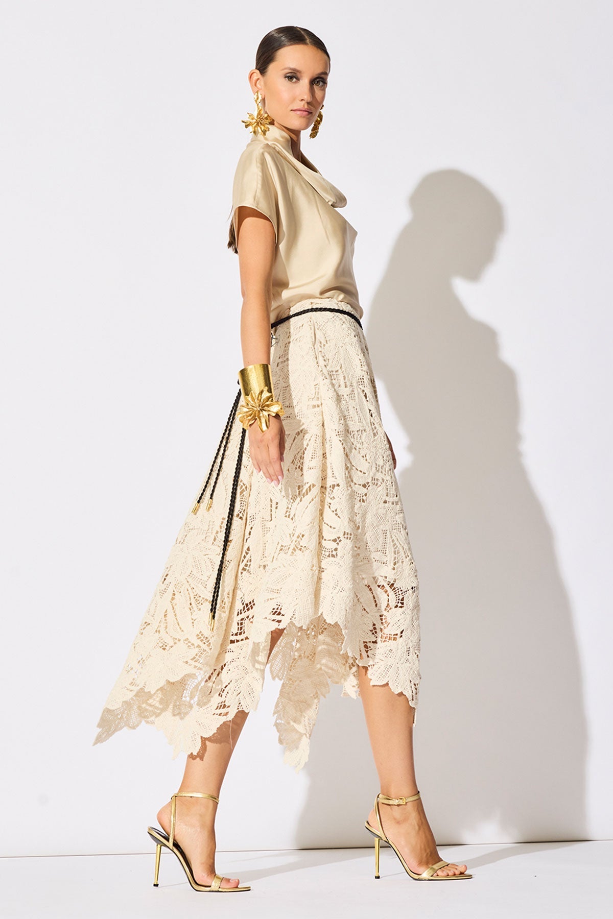 Crochet Lace Cotton Handkerchief Hem Skirt Parchment Natori