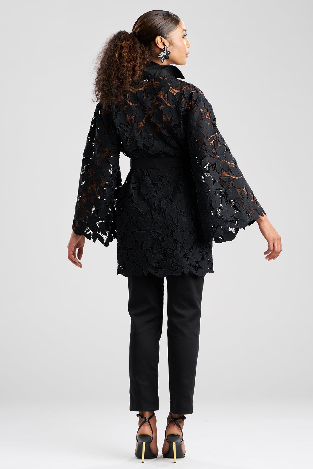 Peony Floral Lace Pull Over Tunic Black Natori
