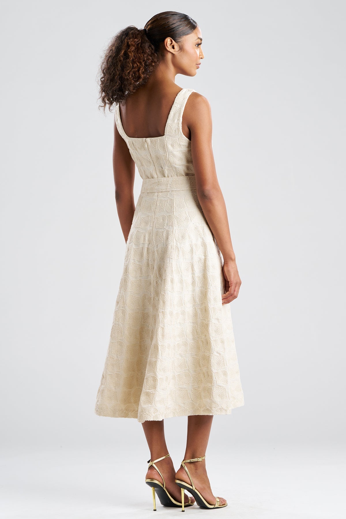 Spiral Embroidery Square Tank Dress Natural Natori