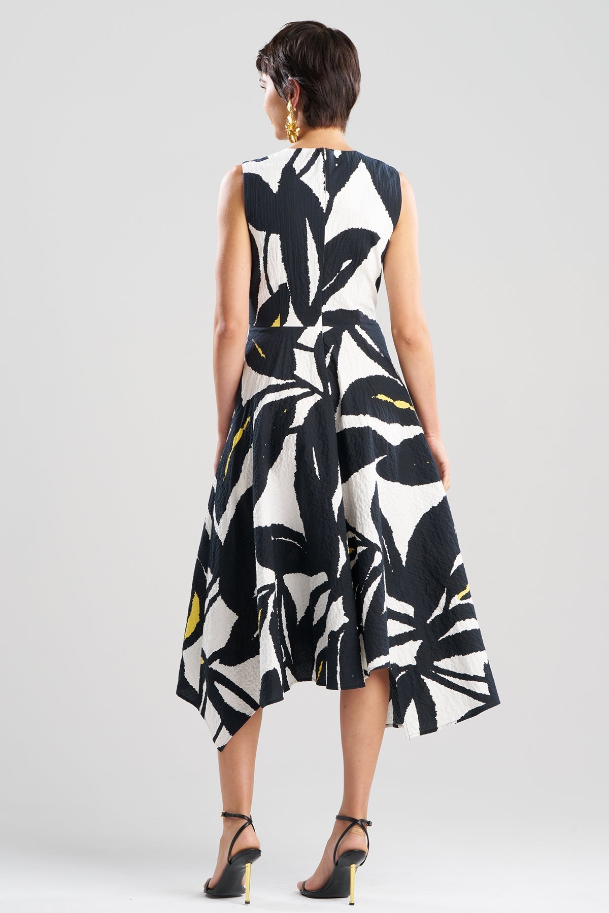 Leaf Matelassé Cotton Origami Maxi Dress Ivory/Black Natori