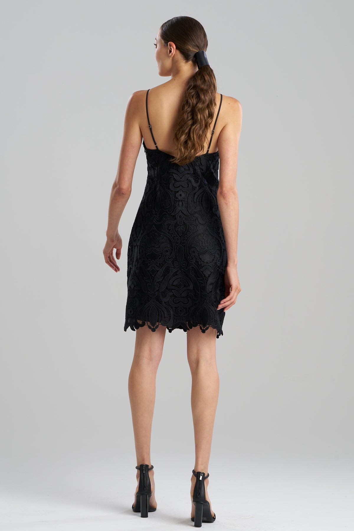 Suzani Lace Slip Dress Black Natori