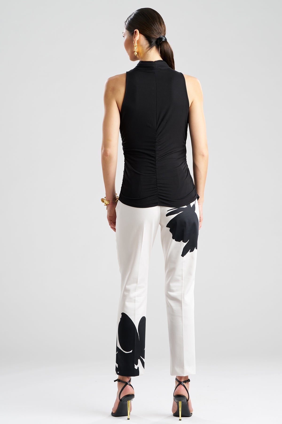 Feather Lightweight Knit Twist Neck Top Black Natori