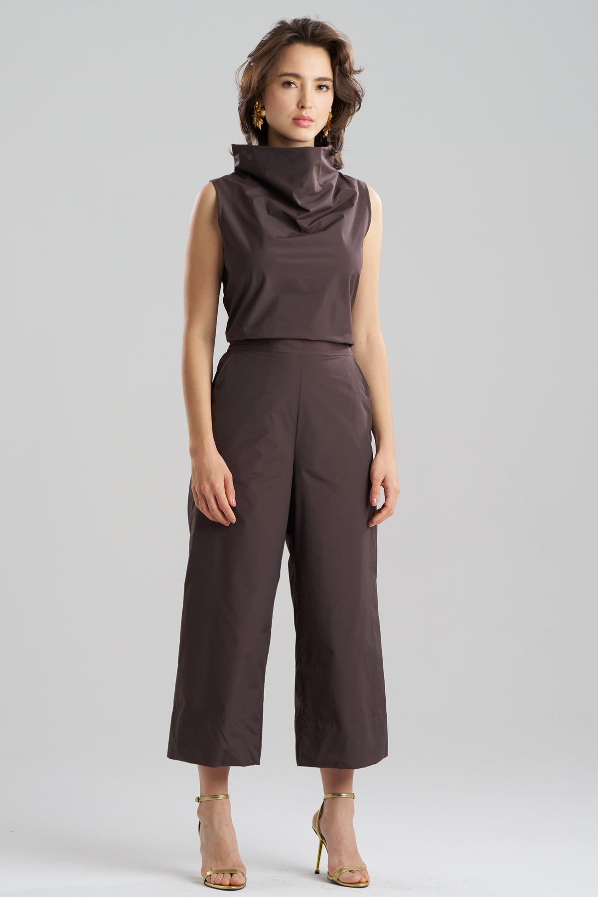 Techno Poplin Cowl Top Coffee Bean Natori