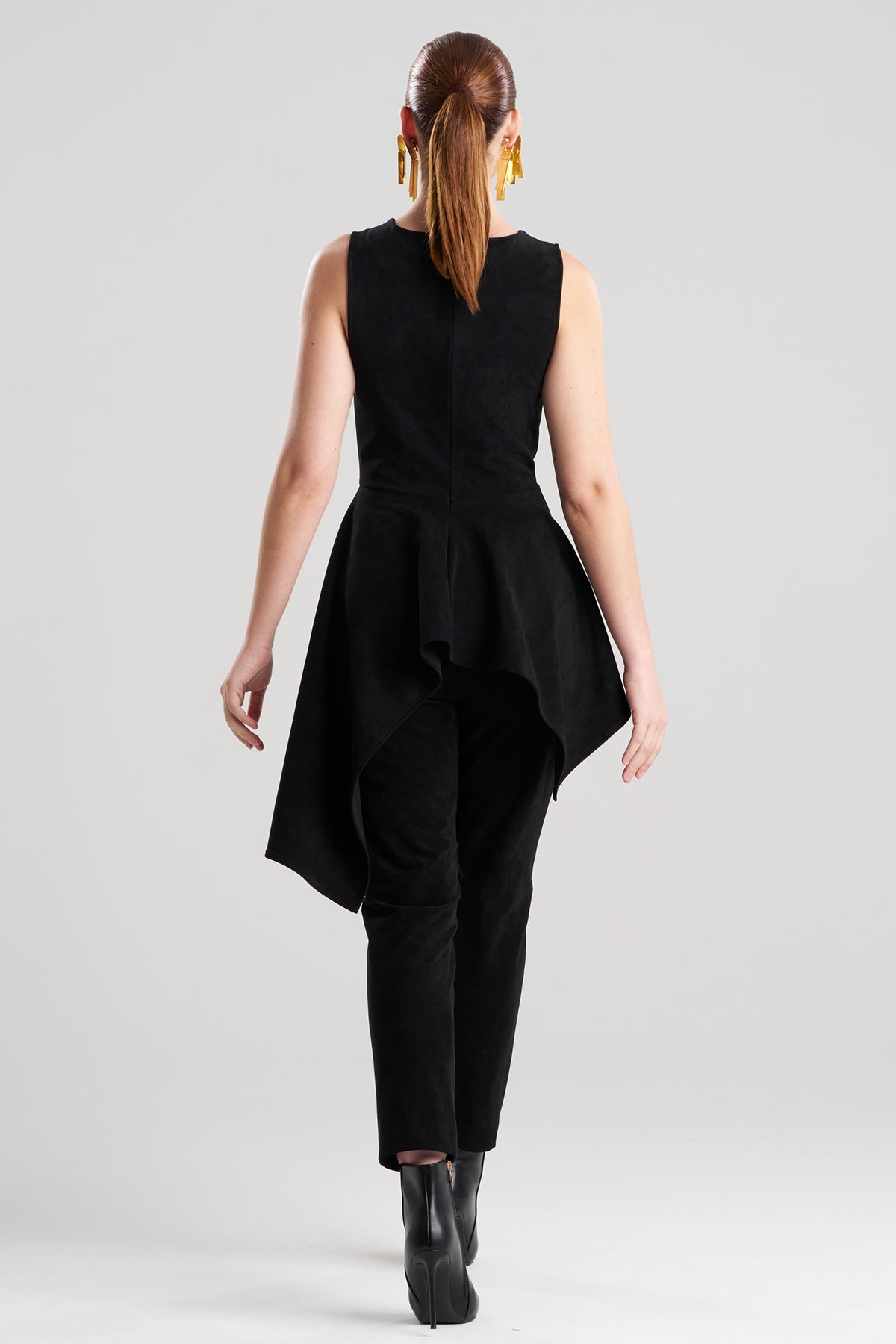 Vegan Luxe Suede Cascade Top Black Natori