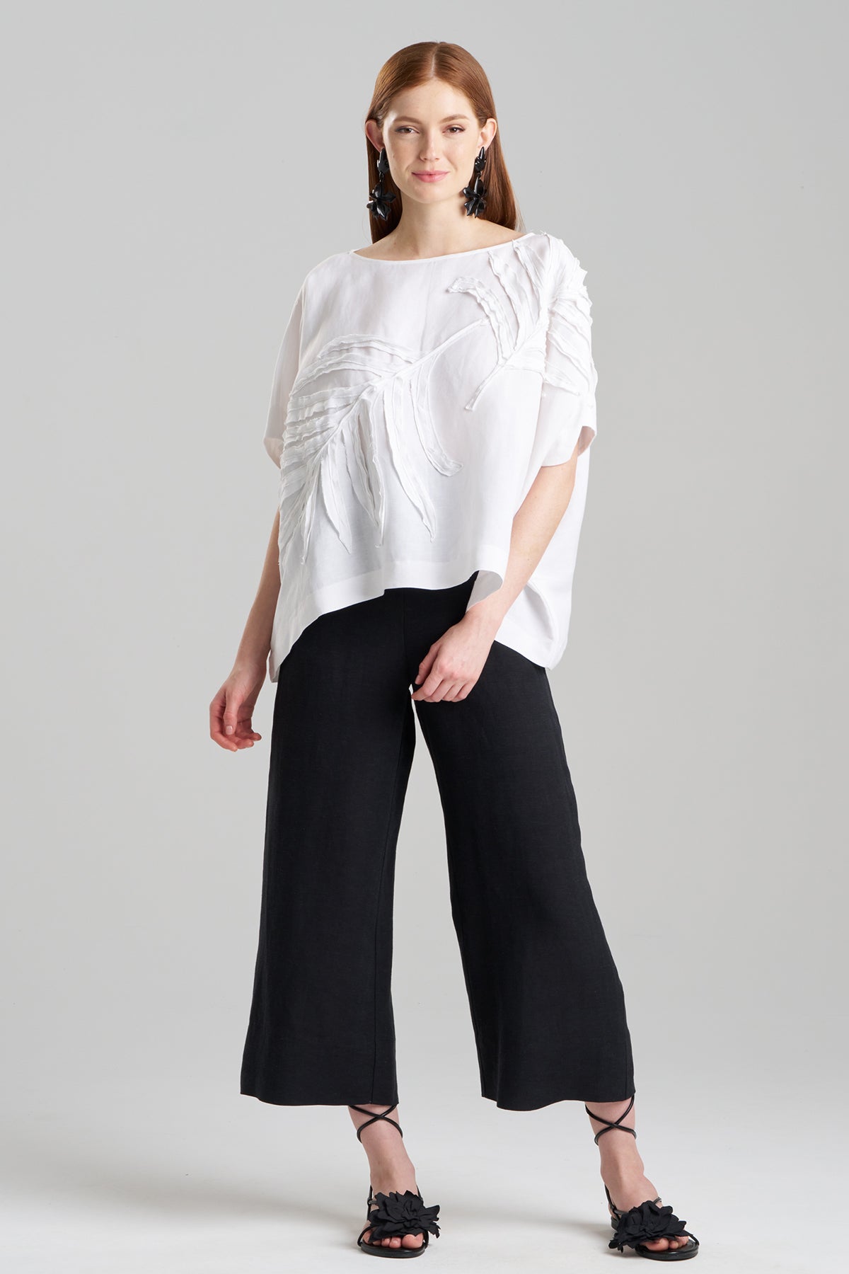 Light Weight Linen Embroidered Caftan Top White Natori