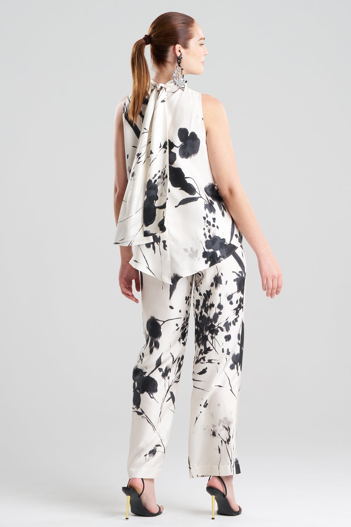 Nara Silk Twill Halter Scarf Top Black/White Natori