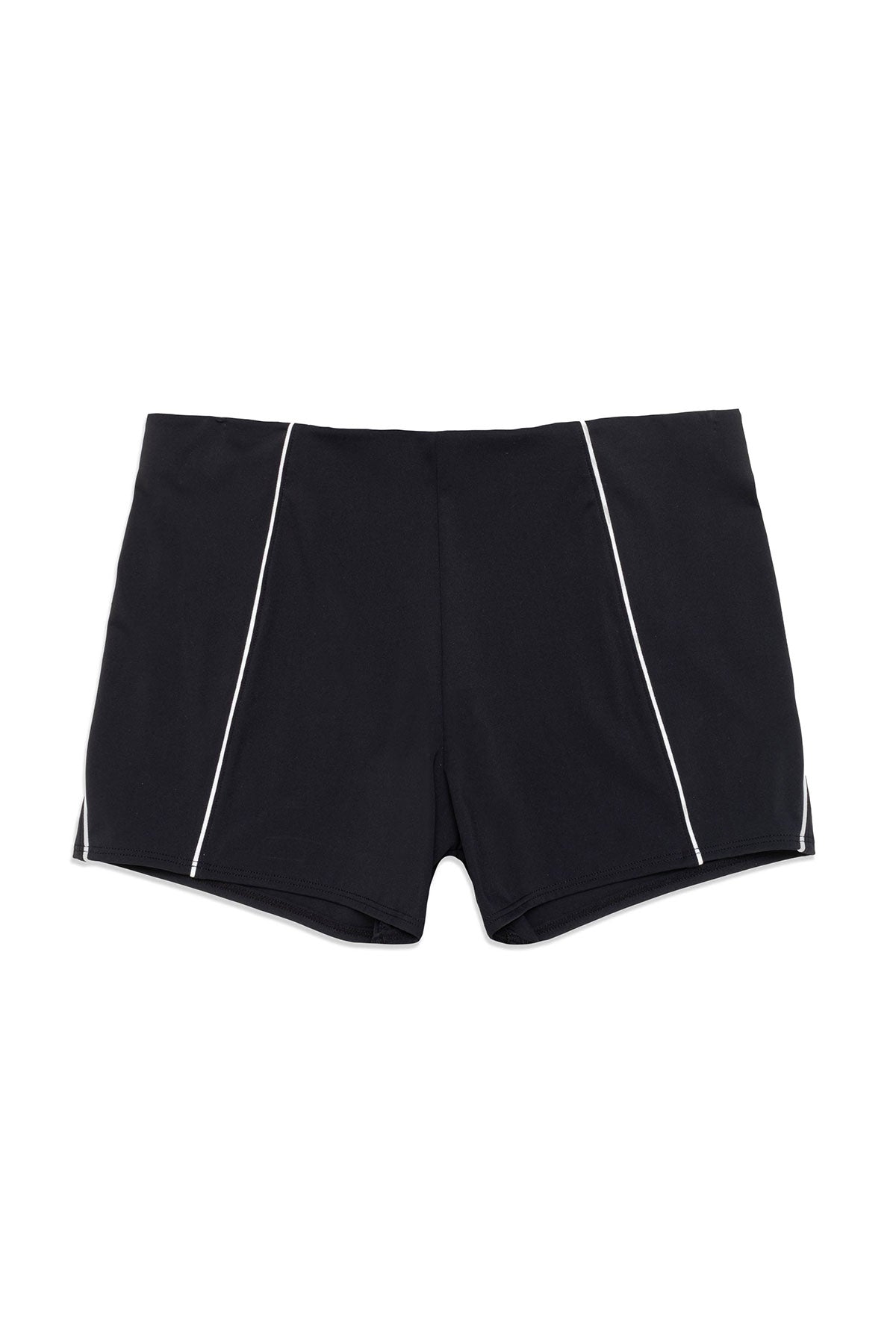Explore Sport Shorts Black/White Natori
