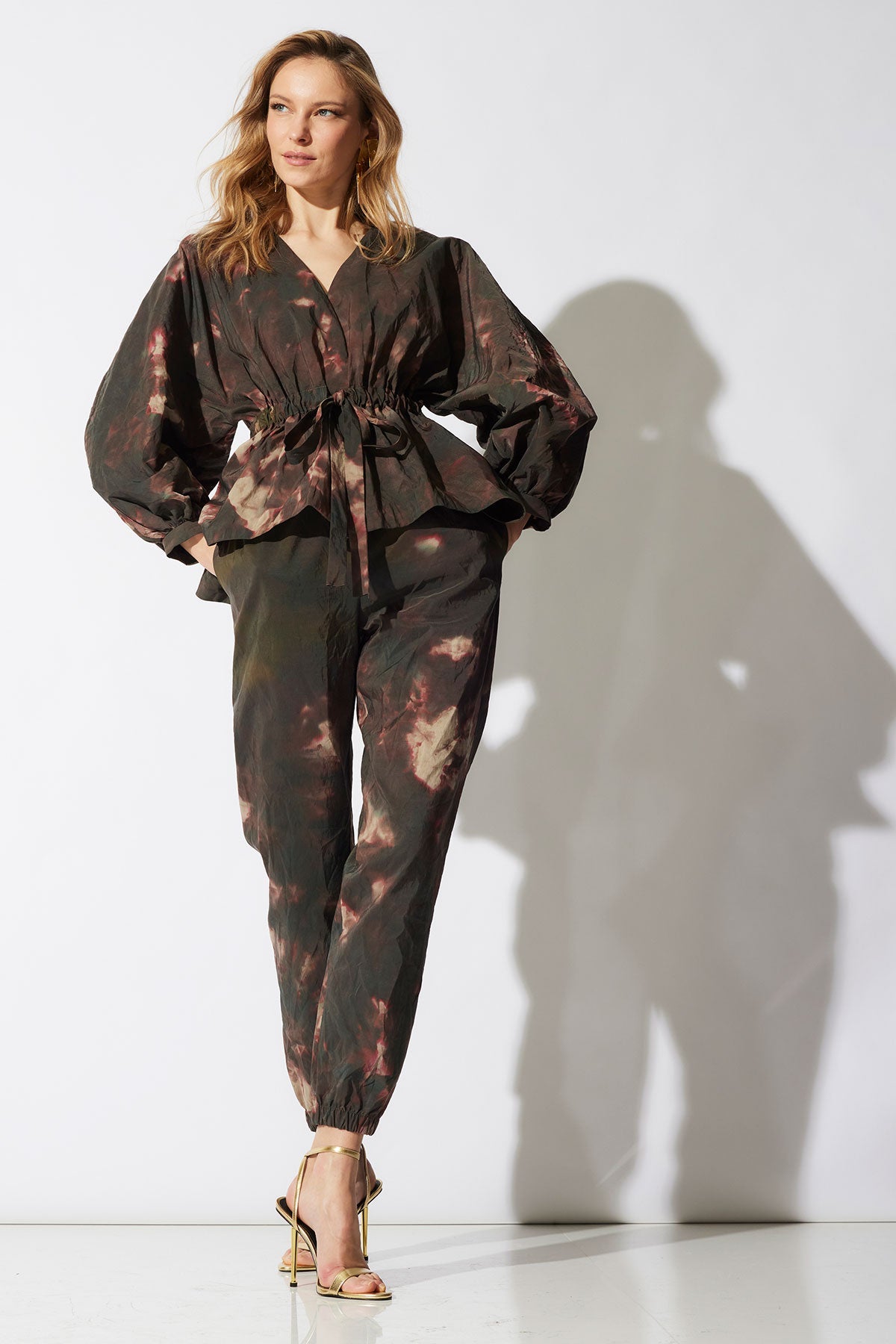 Niji Tie Dye Taffeta Voluminous Sleeve Jacket Green Natori