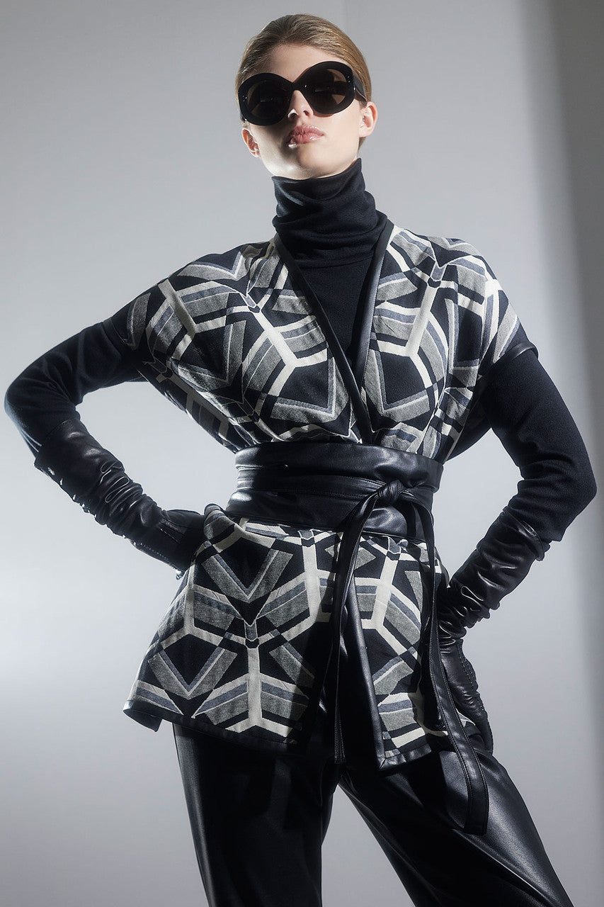 Buy Yantra Poncho Wrap in Black/White Online Black/White Natori