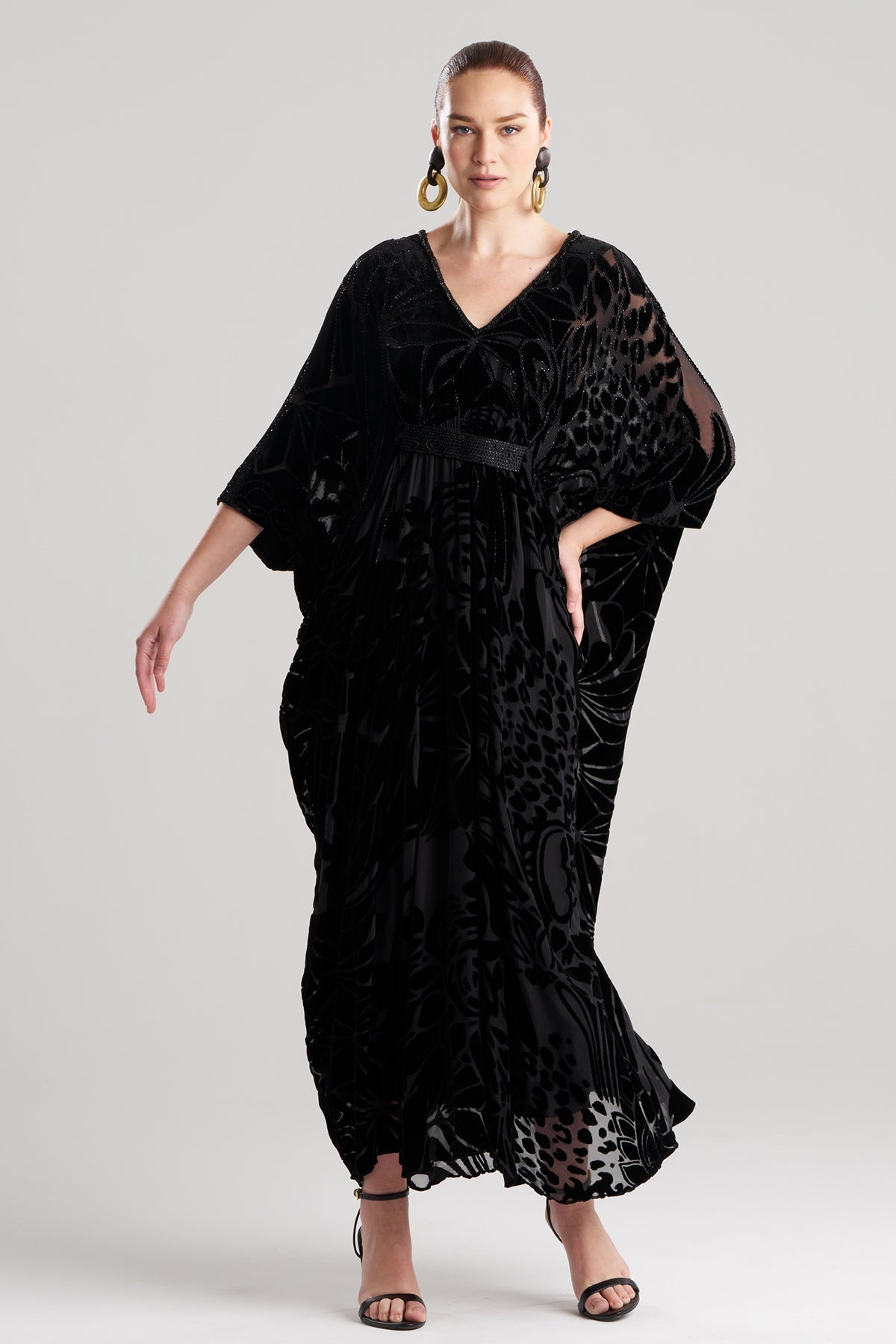 Nouveau Velvet Embellished Silk Caftan Black Natori