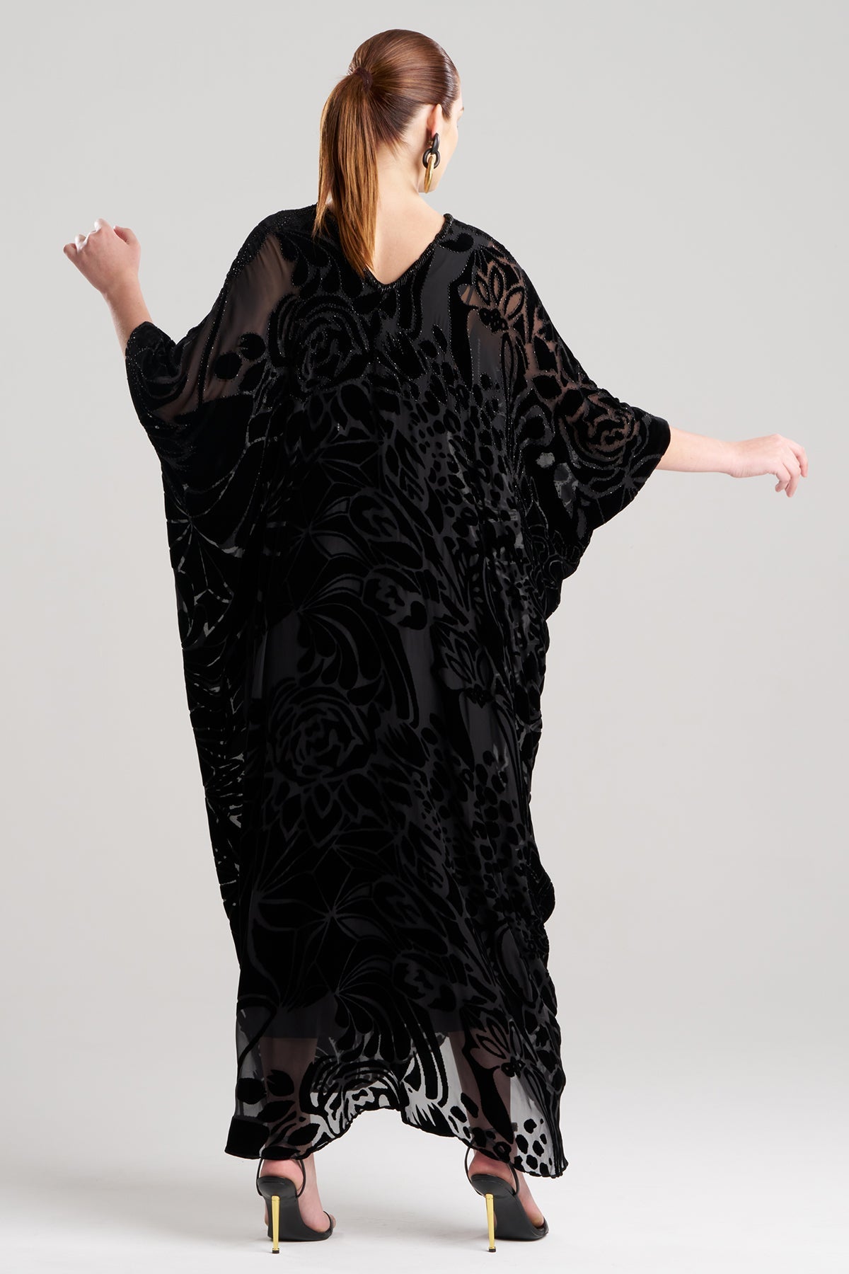 Nouveau Velvet Embellished Silk Caftan Black Natori