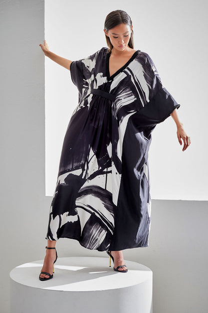 Shodo Beaded Silk Caftan Black White Natori