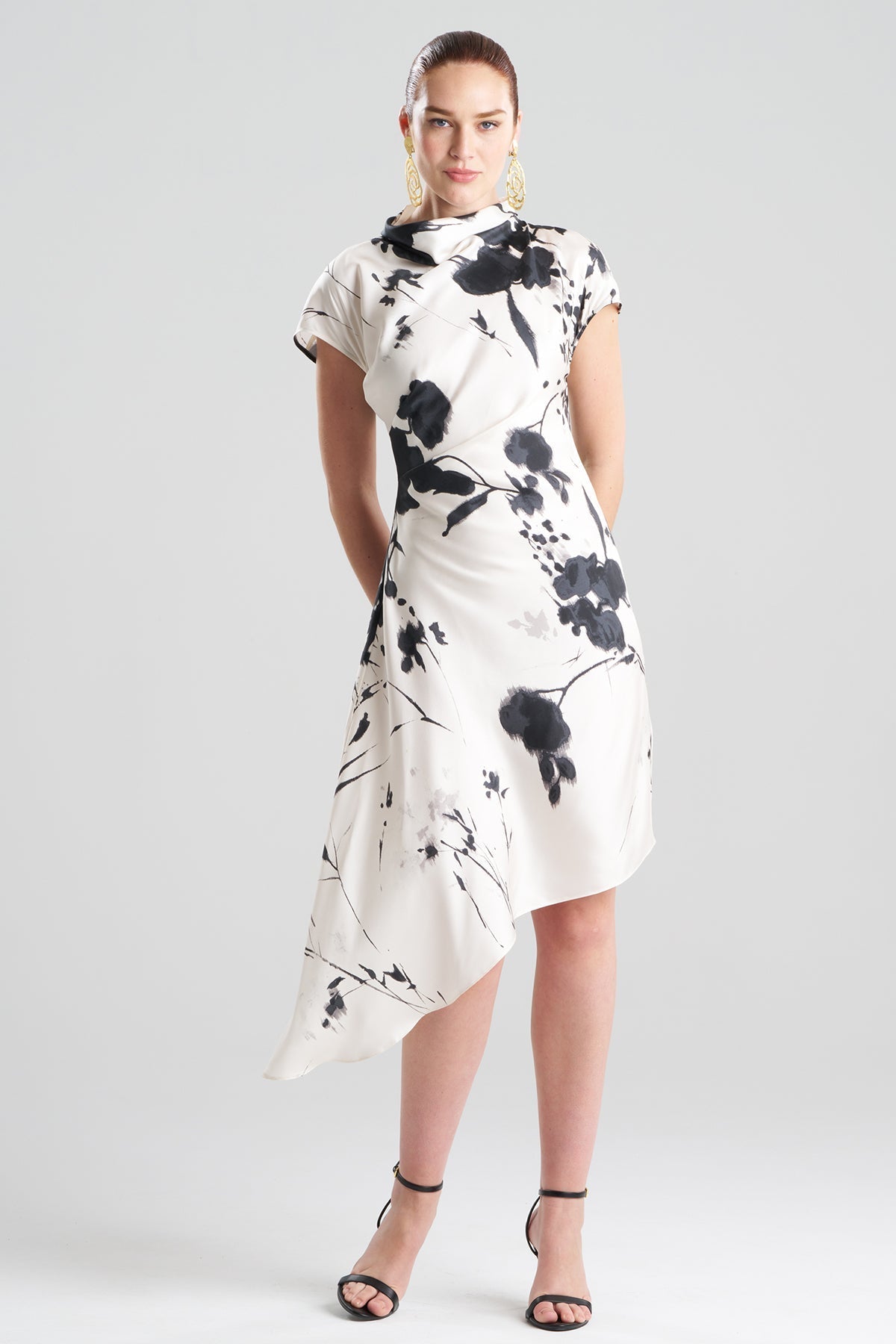 Nara Silk Twill Asymmetric Pleated Dress Black/White Natori