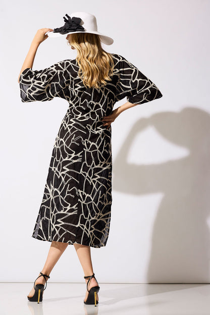 Butterfly Embroidery Cotton Caftan Black Natori