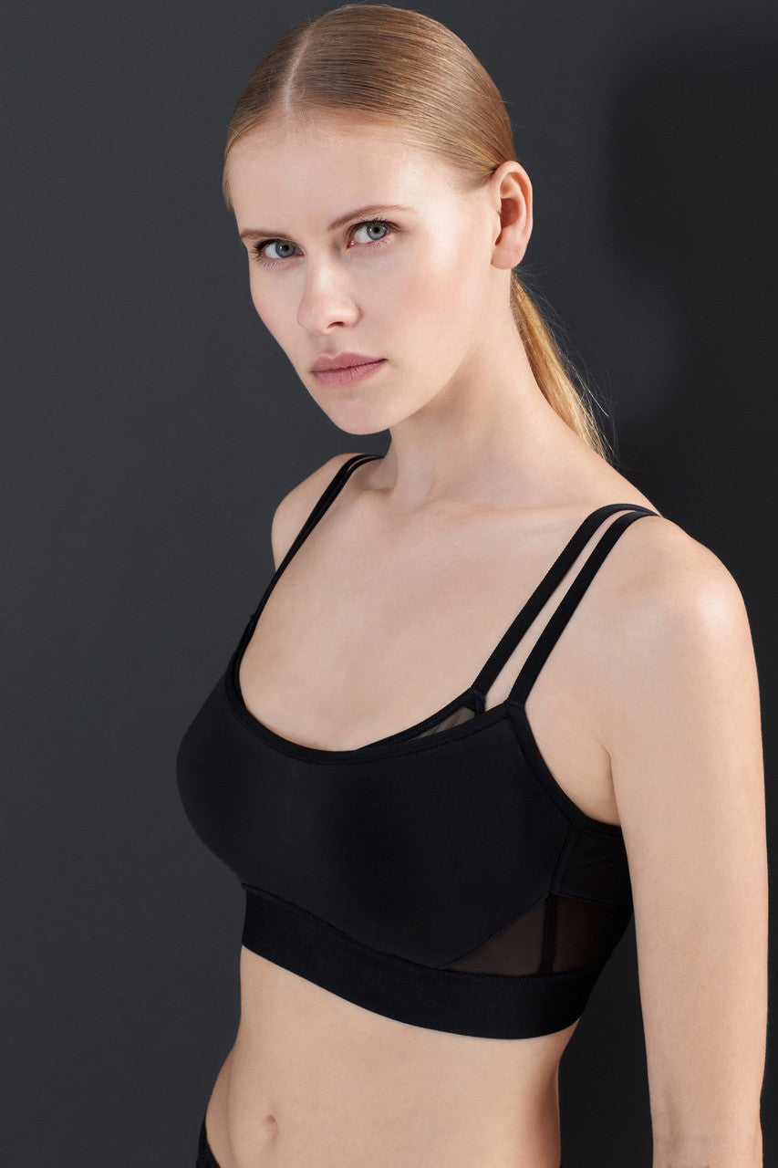 Buy Gravity Contour Underwire Sports Bra in Black Online Black Natori