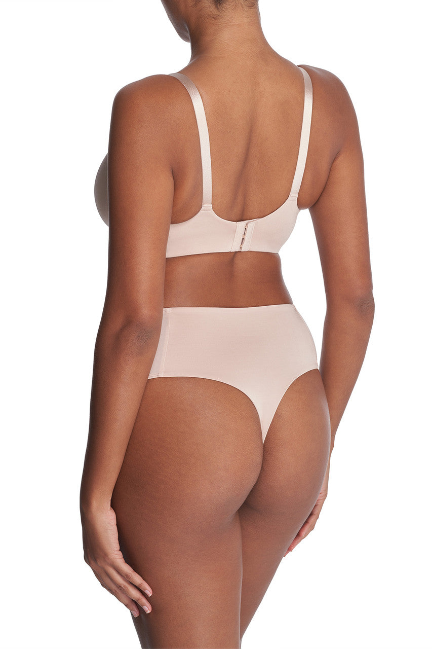 Buy Liquid Full Fit Contour Underwire Bra in Lt Mocha Online Lt Mocha Natori